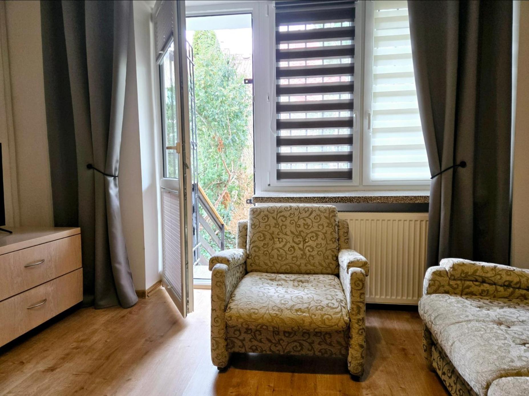 Apartament z 1 sypialnią i ogrodem
